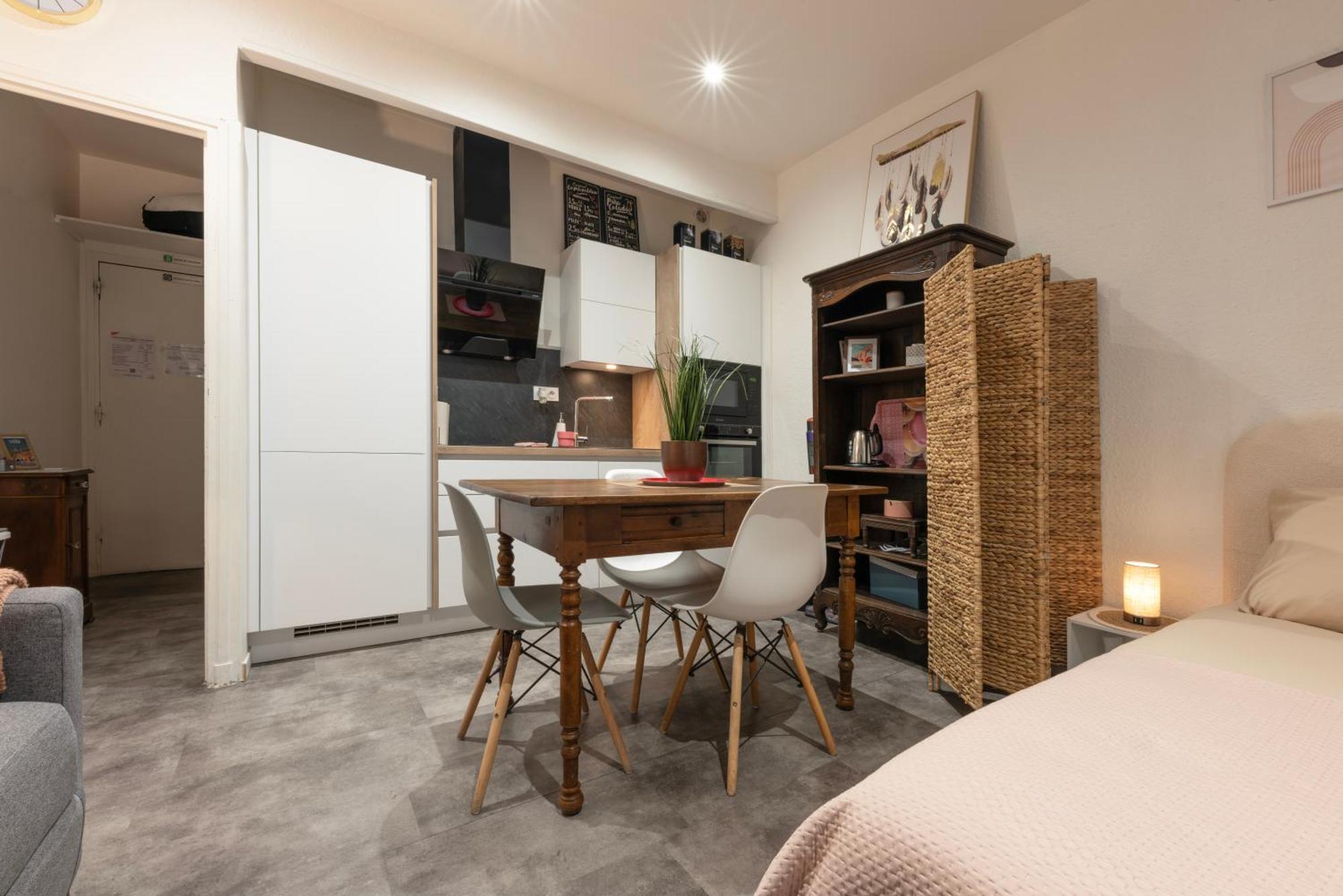 La Casita - Studio Confort Avec Parking Prive - Lit Douillet - Centre Uzes, Pont Du Gard מראה חיצוני תמונה